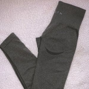 Women’s NVGTN leggings